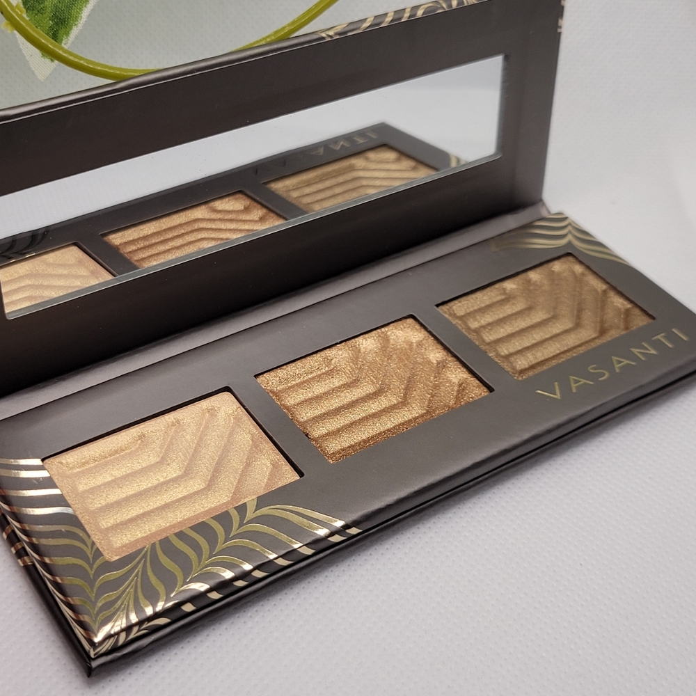 Vasanti Synchronicity Eyeshadow Trio Kit